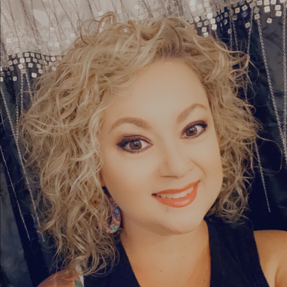Meet your Posher, Jessica